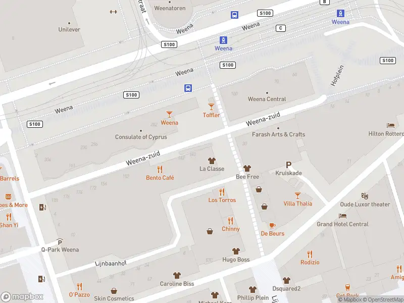 Ambulance met grote spoed naar de Weena-zuid in Rotterdam