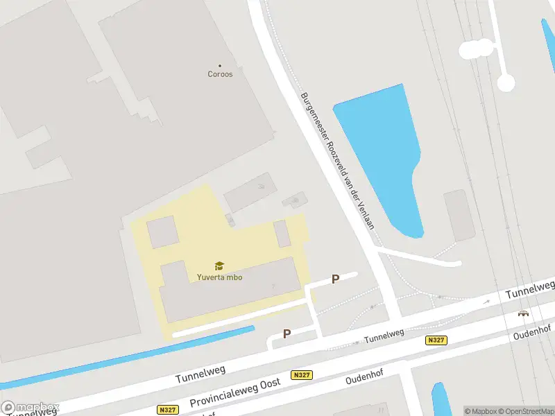 Brandweer met grote spoed naar de Burgemeester Roozeveld van der Venlaan in Geldermalsen vanwege voertuigbrand