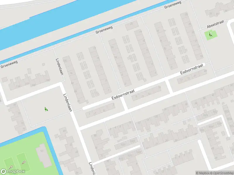 Ambulance met grote spoed naar de Egelantierstraat in Schagen