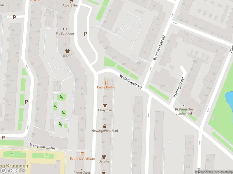 Ambulance met grote spoed naar de Weteringstraat in Rotterdam