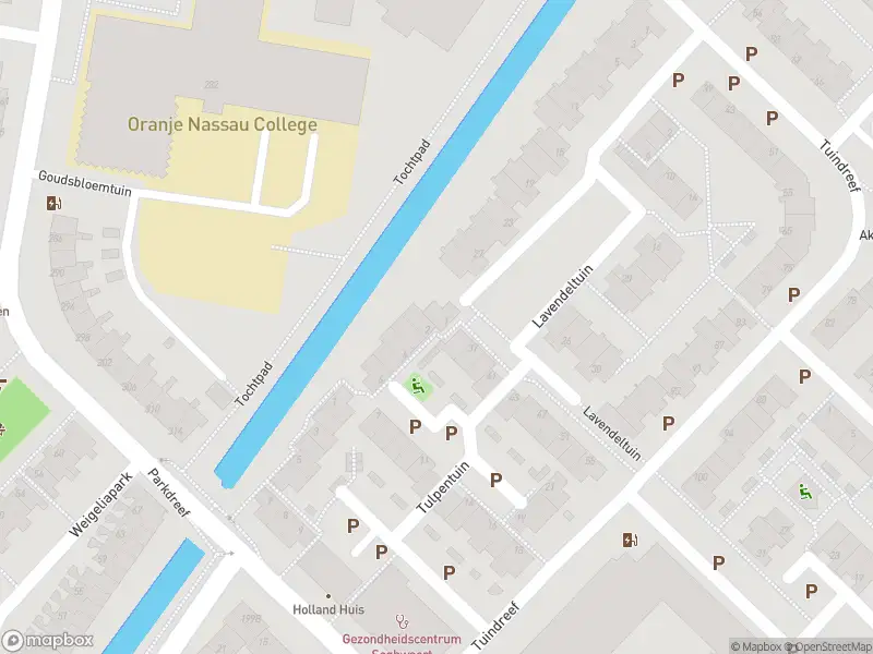 Ambulance met grote spoed naar de Tulpentuin in Zoetermeer