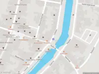 Ambulance met grote spoed naar de Lijnbaan in Brielle