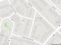 Ambulance met gepaste spoed naar de Anna van Burenstraat in Schiedam