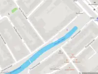 Ambulance met gepaste spoed naar de Provenierssingel in Rotterdam