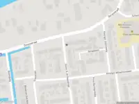 Ambulance met gepaste spoed naar de Dr. A. de Haanstraat in Oud-Alblas