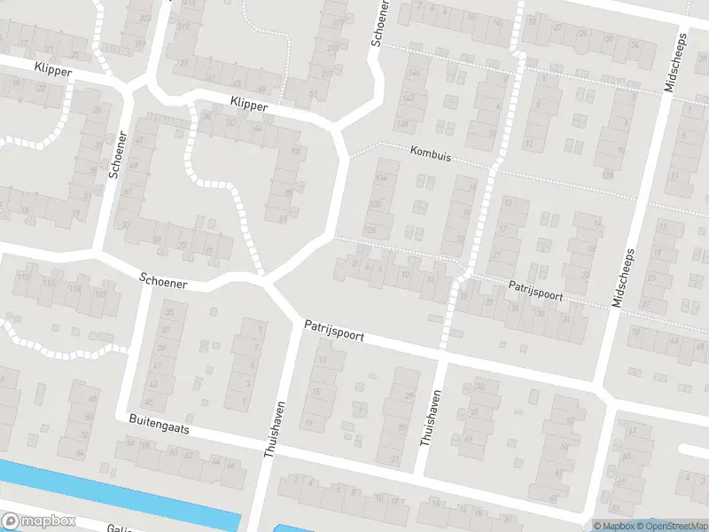 Ambulance met grote spoed naar de Patrijspoort in Amstelveen