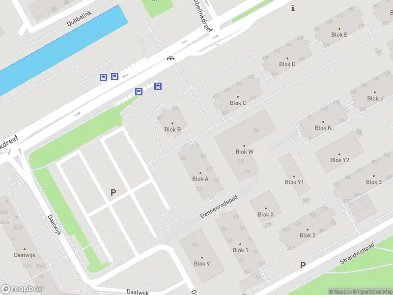 Ambulance met grote spoed naar de Dennenrodepad in Amsterdam