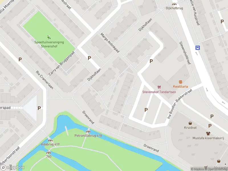 Ambulance met grote spoed naar de Stevenshofdreef in Leiden