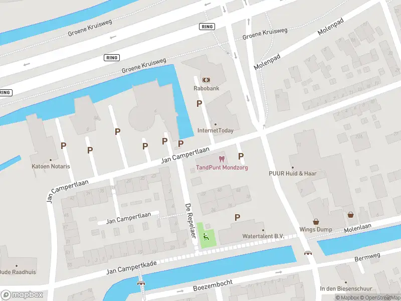 Ambulance met grote spoed naar de Jan Campertlaan in Spijkenisse