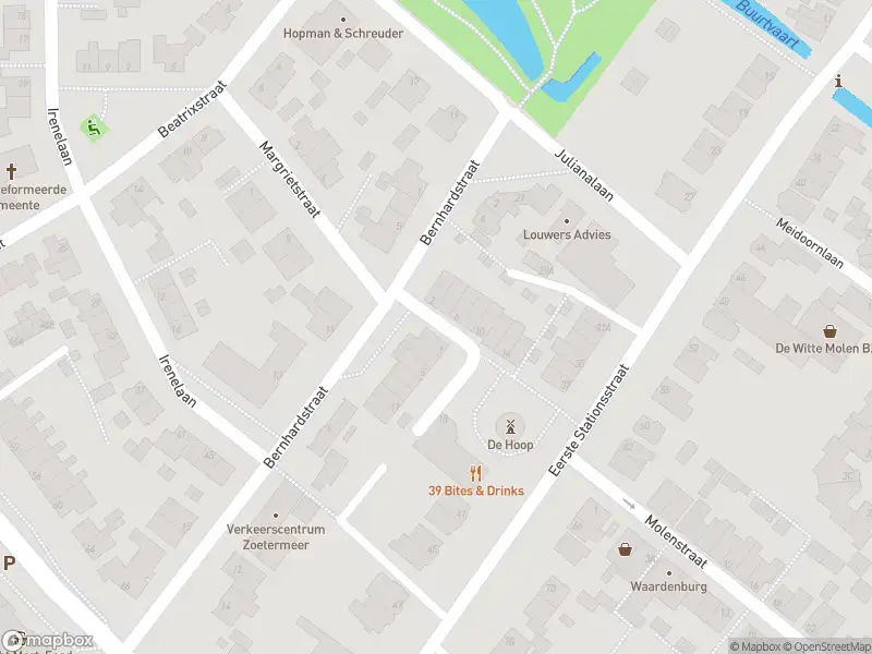 Ambulance met grote spoed naar de Constantijnstraat in Zoetermeer