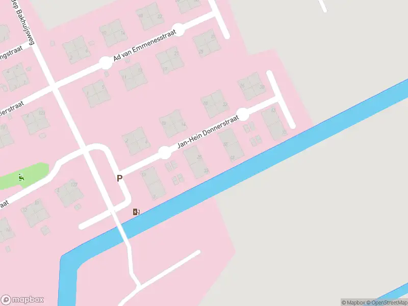 Ambulance met grote spoed naar de Jan-Hein Donnerstraat in 's-Gravenhage