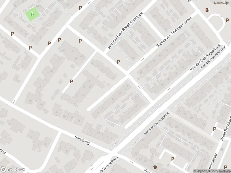 Ambulance met grote spoed naar de Sophia van Teylingenstraat in Naaldwijk