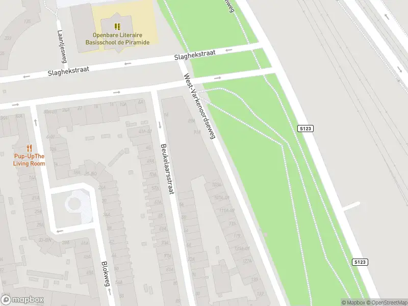 Besteld ambulance vervoer naar de West-Varkenoordseweg in Rotterdam