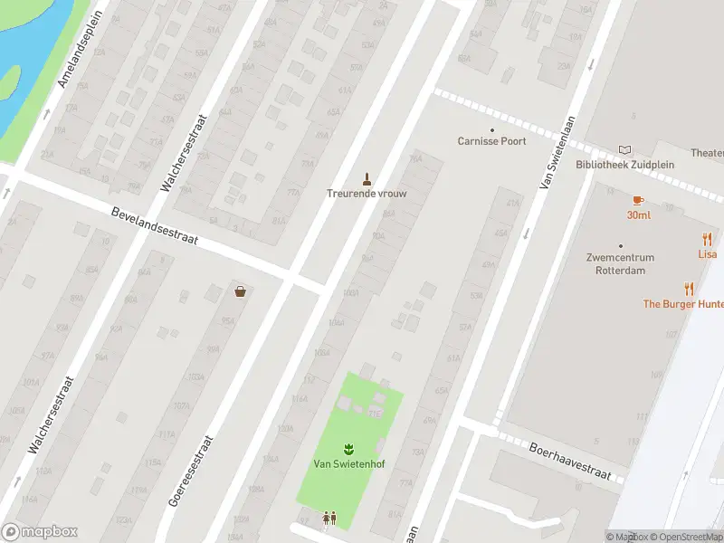 Ambulance met gepaste spoed naar de Goereesestraat in Rotterdam