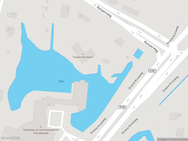 Ambulance met gepaste spoed naar de Groene Kruisweg in Rotterdam