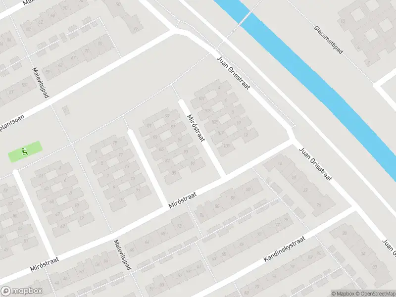 Brandweer met grote spoed naar de Renoirstraat in Almere vanwege afhijsen patient