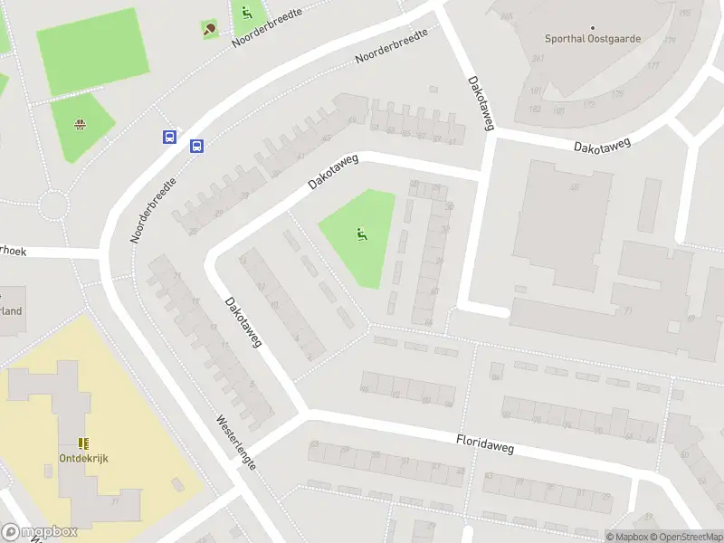 Ambulance met grote spoed naar de Dakotaweg in Capelle aan den IJssel