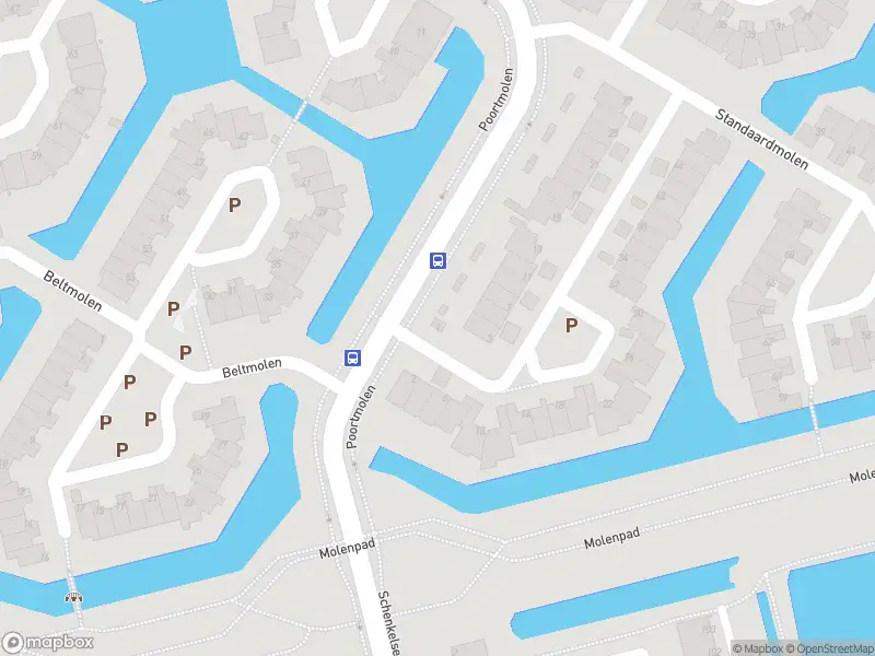 Ambulance met grote spoed naar de Zaagmolen in Capelle aan den IJssel