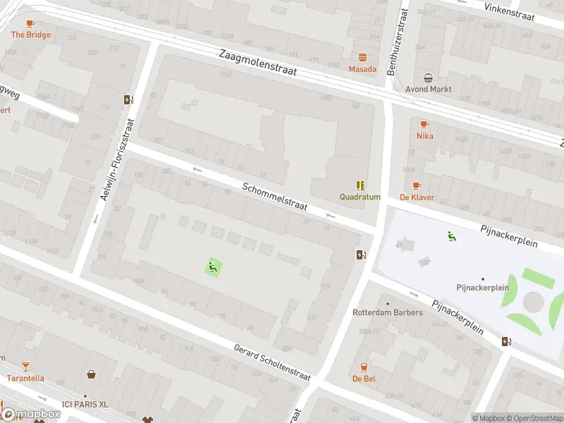 Ambulance met grote spoed naar de Schommelstraat in Rotterdam