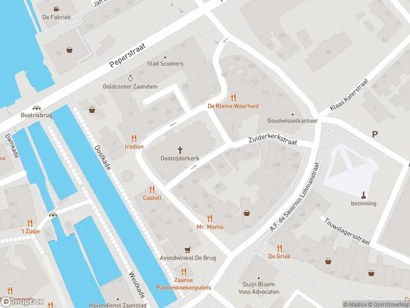 Ambulance met gepaste spoed naar de Zuiderkerkstraat in Zaandam