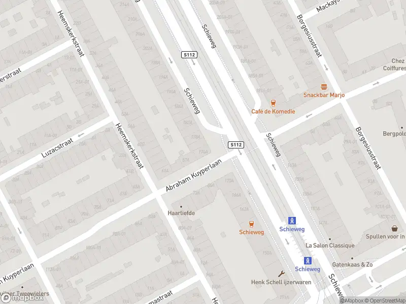 Ambulance met grote spoed naar de Schieweg in Rotterdam