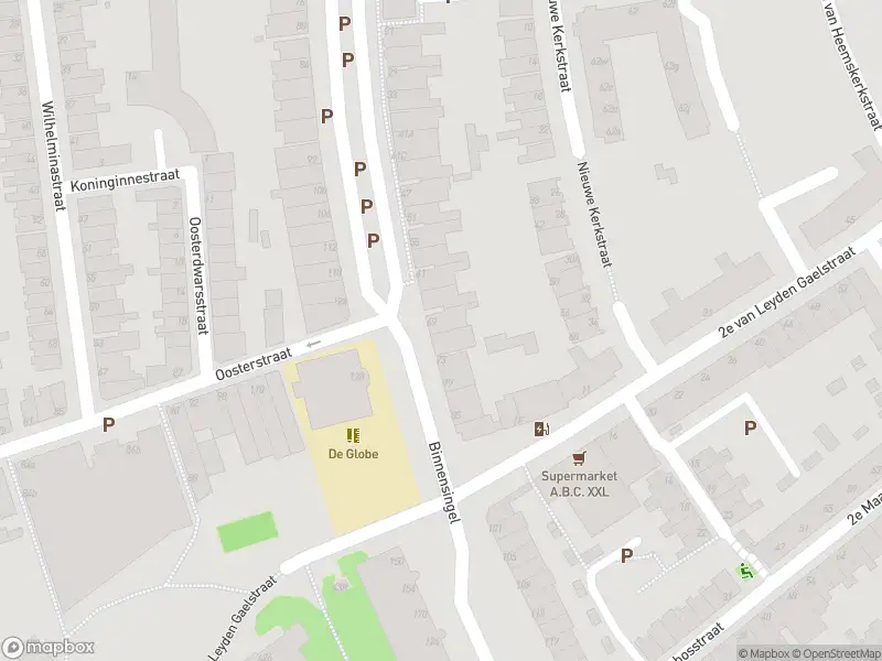 Ambulance met grote spoed naar de Binnensingel in Vlaardingen