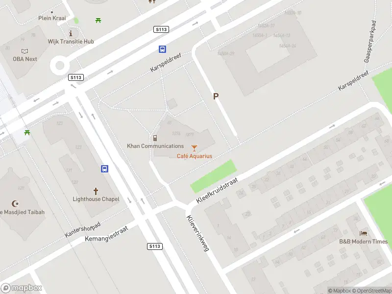 Ambulance met grote spoed naar de Klieverink in Amsterdam