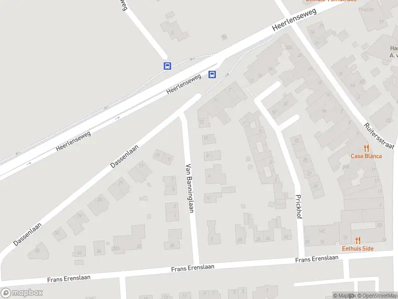 Brandweer en politie met grote spoed naar de Quaedvlieglaan in Landgraaf vanwege waarnemen gaslucht