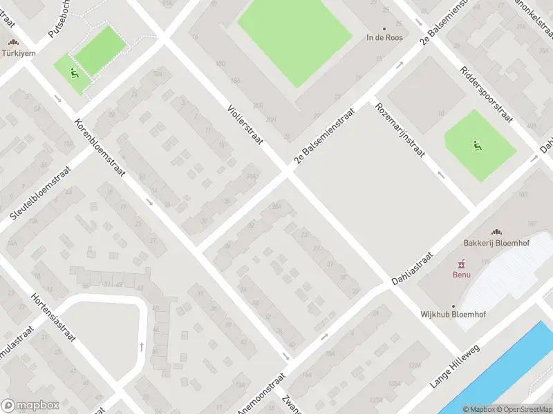 Ambulance met grote spoed naar de 2e Balsemienstraat in Rotterdam