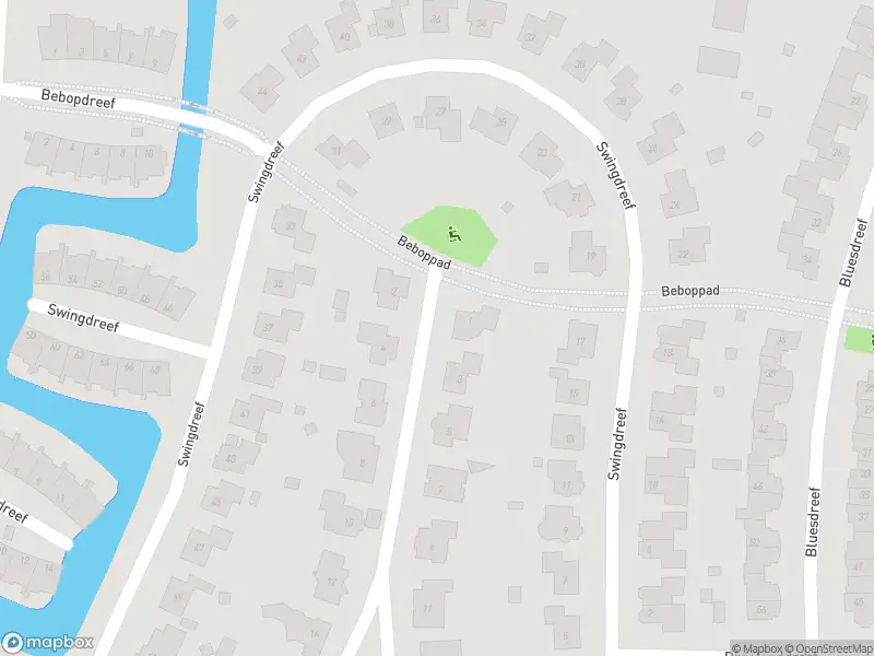 Brandweer met gepaste spoed naar de Swingdreef in Harderwijk vanwege afhijsen patient