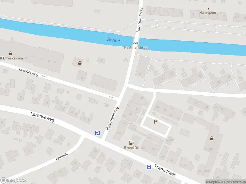 Brandweer met grote spoed naar de Haalmansweg in Lochem vanwege gebouwbrand