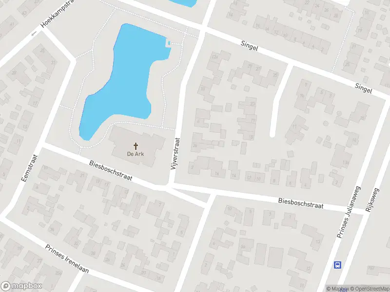 Ambulance met grote spoed naar de Vijverstraat in Nieuwendijk