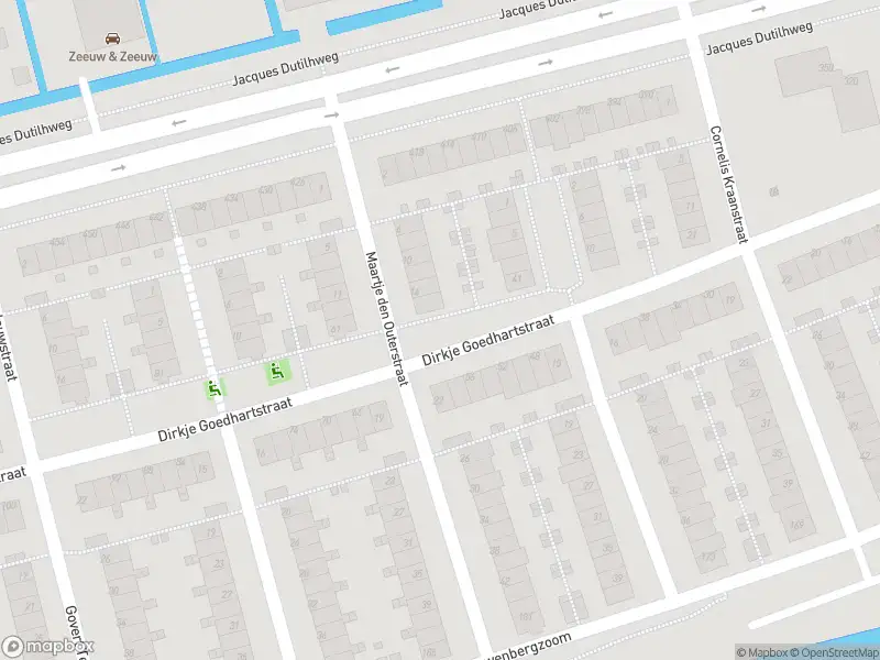 Ambulance met grote spoed naar de Dirkje Goedhartstraat in Rotterdam