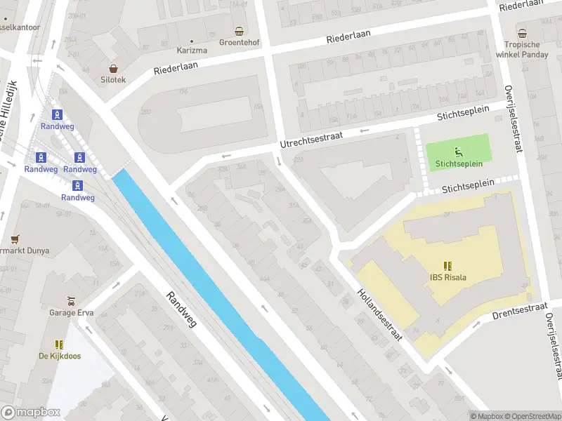 Ambulance met gepaste spoed naar de Hollandsestraat in Rotterdam