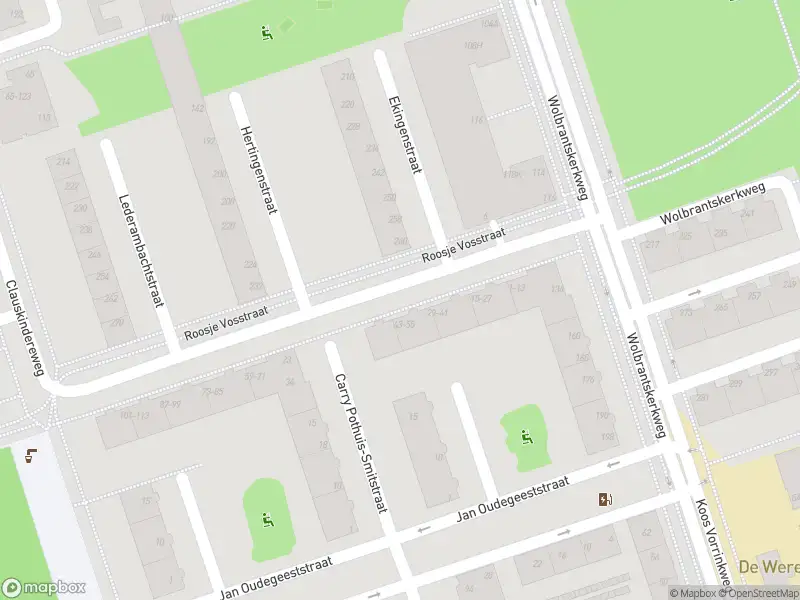 Ambulance met grote spoed naar de Roosje Vosstraat in Amsterdam