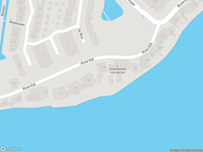 Ambulance met gepaste spoed naar de Rivierdijk in Sliedrecht