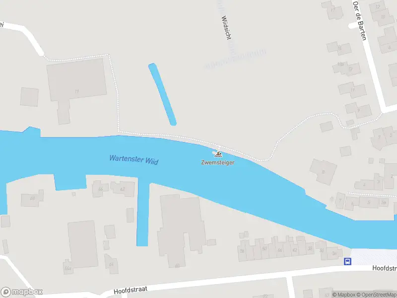 Brandweer met grote spoed naar de Midsbuorren in Warten vanwege gebouwbrand