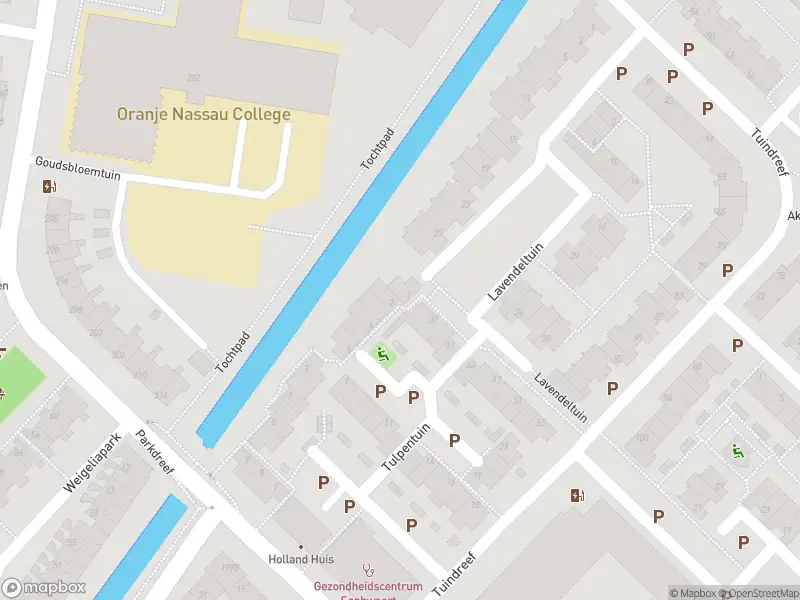 Ambulance met grote spoed naar de Tulpentuin in Zoetermeer