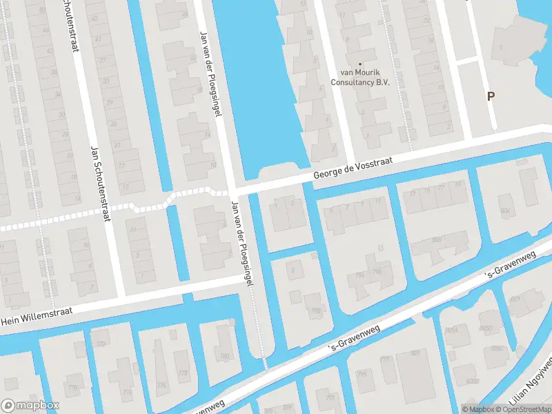 Ambulance met grote spoed naar de George de Vosstraat in Rotterdam