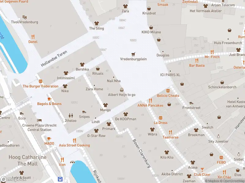 Politie naar de Vredenburgplein in Utrecht vanwege aanrijding met letsel