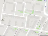 Ambulance met grote spoed naar de Willem Kromhoutstraat in Amsterdam