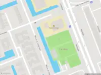 Ambulance met gepaste spoed naar de Willem de Zwijgerlaan in Vlaardingen