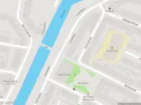 Ambulance met grote spoed naar de Sophiakade in Rotterdam