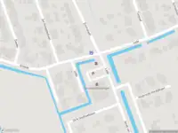 Ambulance met gepaste spoed naar de Dorpsstraat in Hekelingen