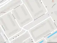 Ambulance met grote spoed naar de Bogaardplein in Rijswijk
