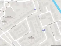 Ambulance met grote spoed naar de Van Wenastraat in Giessenburg