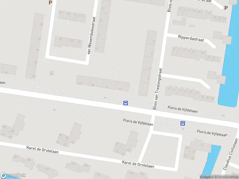 Ambulance met gepaste spoed naar de Floris de Vijfdelaan in Vlaardingen