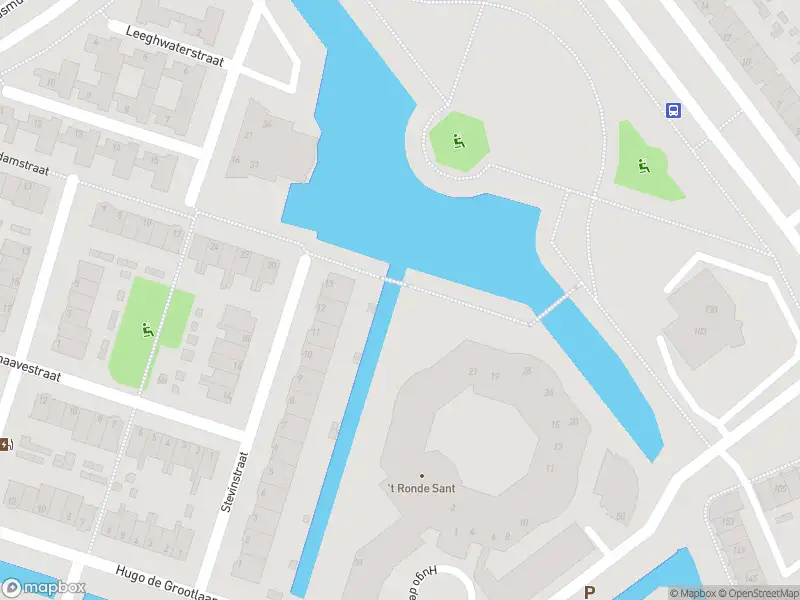 Brandweer met gepaste spoed naar de Clara Wichmannstraat in Ridderkerk vanwege afhijsen patient