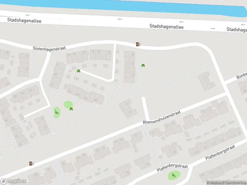 Brandweer met grote spoed naar de Cleyndertstraat in Zwolle vanwege afhijsen patient