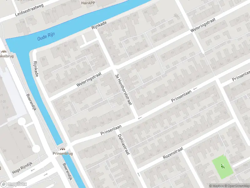 Brandweer met grote spoed naar de 3e Honthorststraat in Woerden vanwege middelgrote brand